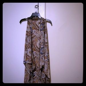 Sleeveless tunic cardigan